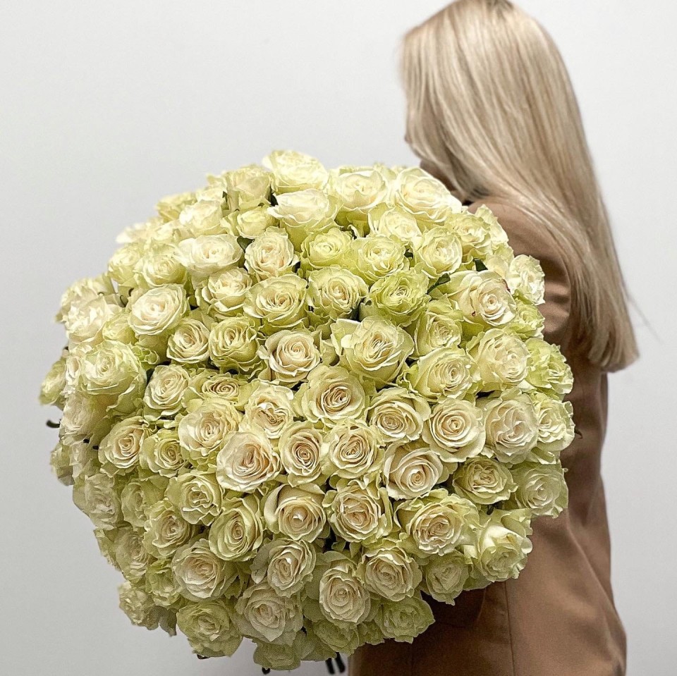 100 lemon roses Warsaw Flowers