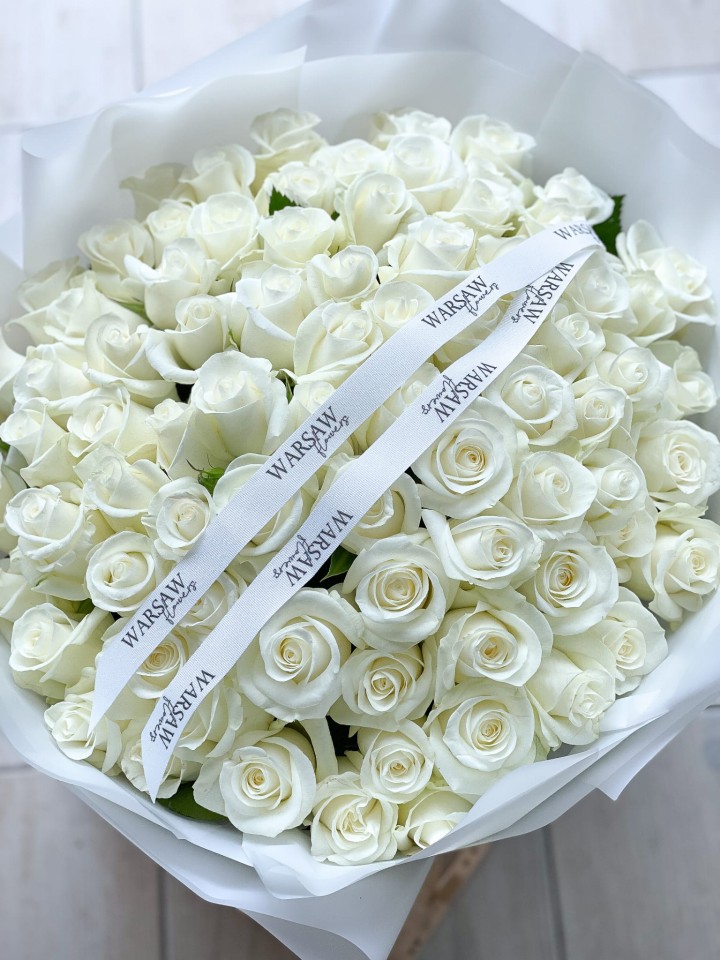 bouquet of white roses classic Warsaw Flowers