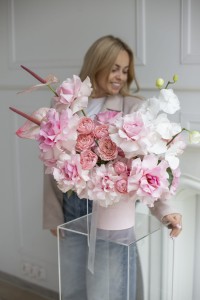 Flowerbox z pudrowym anturium
