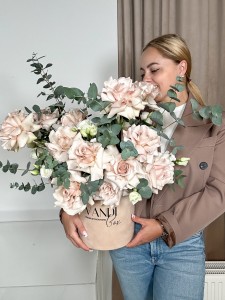 Flowerbox wywijane róże Quicksand