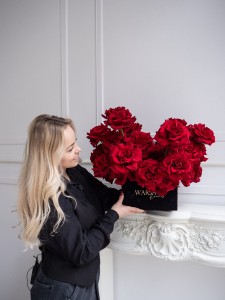 Flowerbox "Red elegance"