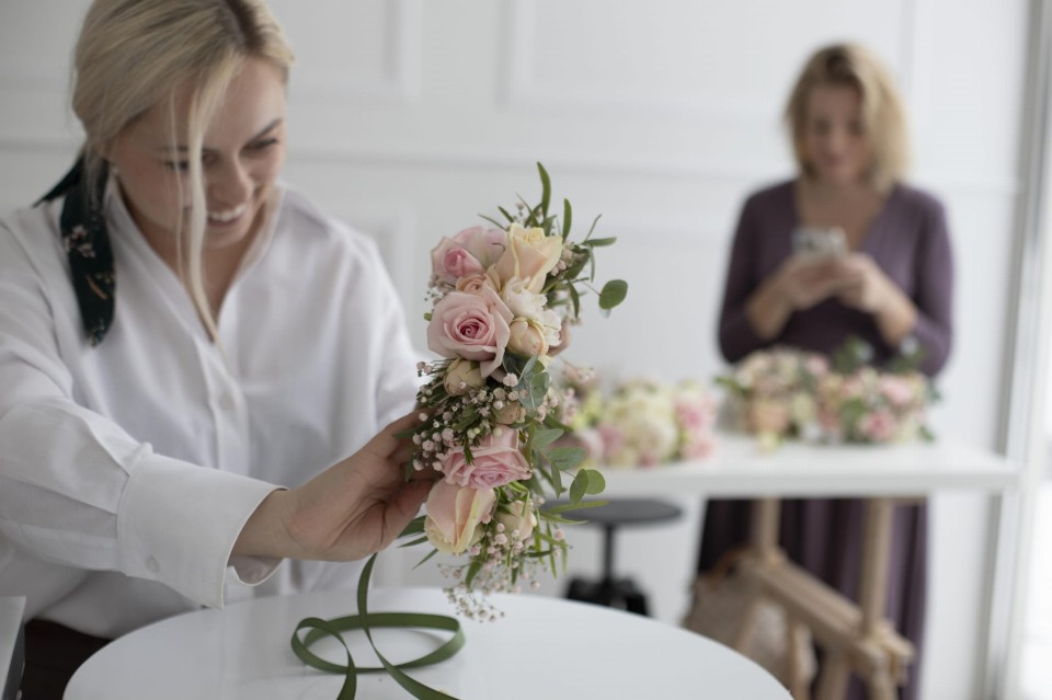 Wianek komunijny z żywych kwiatów